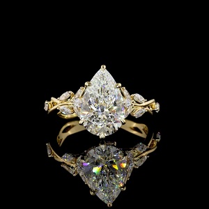 Anillo de compromiso de moissanita en forma de lágrima de 2 quilates con piedra lateral marquesa certificada por IGI, banda retorcida chapada en oro de 14 quilates, anillo de boda. - Product Image 1