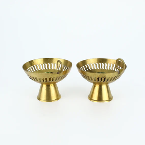 Portavelas de latón con diseño floral para velas de té, para bodas, eventos festivos, soporte decorativo de alta calidad para velas, para decoración del hogar, para mesa. - Product Image 3