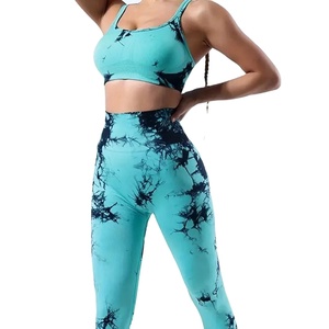 Ensemble de yoga 2 pièces turquoise tie-dye pour femme : soutien-gorge de sport dos nageur à col rond et leggings taille haute pleine longueur - Product Image 5