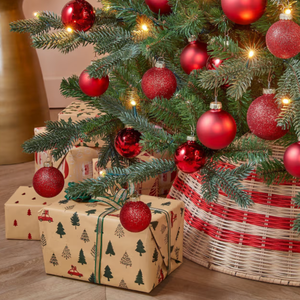 Collier de sapin de Noël rond en rotin tressé à la main, jupe de sapin rouge et marron festif pour la décoration intérieure, du Vietnam - Product Image 5