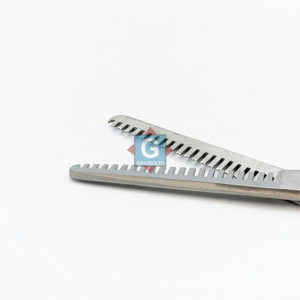 Professional Hair <b>Thinning</b> Scissors Stainless Steel Blades 32 Teeth Right Handed Long Handle Gold Finish - Product Image 3