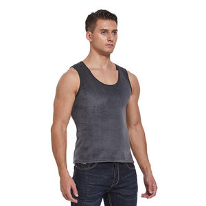 Chaleco de punto grueso y cálido para hombre con camiseta sin mangas en el interior, ideal para deportes y fitness en otoño e invierno. - Product Image 4