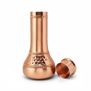 Gourde de voyage en cuivre avec design martelé, style chinois traditionnel, vaisselle portable, couvercles inclus - Product Image 1