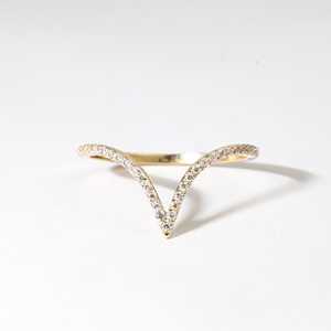 Bague Chevron en Diamant de Laboratoire en Forme de V, Plaqué Or Massif 10K 14K 18K, Bague de Mariage Empilable Minimaliste - Product Image 5