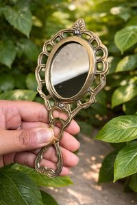 Vintage Pure Brass <b>Handheld</b> <b>Mirror</b> with Handle Antique Vanity Makeup <b>Mirror</b> Decorative Portable Dressing Table <b>Mirror</b> for Women - Product Image 2