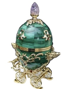 Pierre de Malachite Mystique : Toucher Spirituel Vert Céleste pour la Protection, Installation Auto-Adhésive - Product Image 4