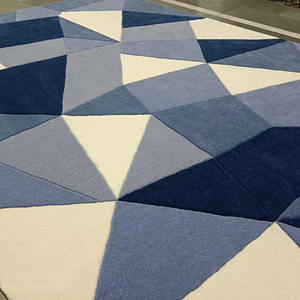 Alfombra de Lana Geométrica 3D, Tejida a Mano, Azul y Blanca, Alfombra Moderna Artística, Diseño Tallado a Mano para Espacios Creativos - Product Image 4