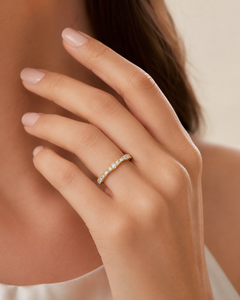 Anillo apilable de oro amarillo con diamantes cultivados en laboratorio, redondos y en forma de baguette, al por mayor - Product Image 3