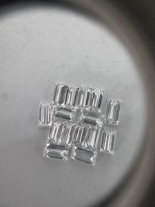 Venta al por mayor Mujeres 18K Oro sólido Anillo de Diamante Real Baguette Diamante de lujo Lady Wedding Band Ring - Product Image 6