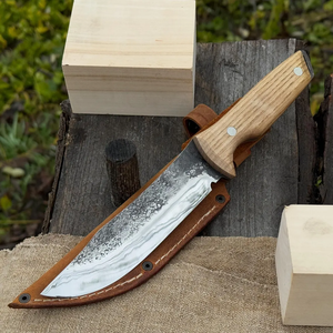 Couteau de survie et de chasse artisanal personnalisé en acier à haute teneur en carbone, lame fixe, manche en bois, étui en cuir, OEM ODM - Product Image 1