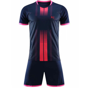 Tenue de football style équipe, polyester de haute qualité, tissu léger, doux et respirant, personnalisable, service OEM, entraînement homme - Product Image 1