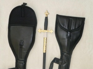 Étui de transport pour épée des Chevaliers Templiers en cuir noir |   Sac de rangement rembourré doux avec fermeture à boucle - Product Image 3