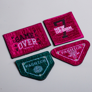 Accessoire de vêtement à pli d'extrémité d'étiquette de vêtement tissé par transfert de chaleur à motif rectangulaire avec taille de drapeau de bord découpé au laser pour étiquette <span class=keywords><strong>CK</strong></span> <span class=keywords><strong>Jeans</strong></span> - Product Image 1