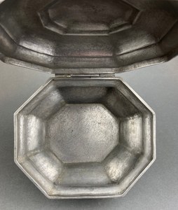 Soupière en métal durable avec couvercle, finition polie, bol de service pour restaurant - Product Image 4