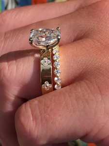 Bague de fiançailles en diamant de laboratoire taille coussin 5,5 carats, alliance large, ensemble de mariage, IGI, or massif 10k 14k 18k, bijoux fins, vente en gros - Product Image 5