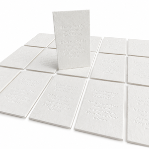 Etiquetas de papel de algodón con relieve en seco personalizadas, etiquetas colgantes de lujo para recuerdos de boda, regalos y empaques - Product Image 1