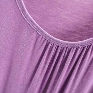 Silueta Moderna y Tela Ligera, Perfecta para Sesiones de Gimnasio o Uso Casual / Camiseta sin Mangas Moderna para Mujer con Cuello Redondo Clásico - Product Image 5