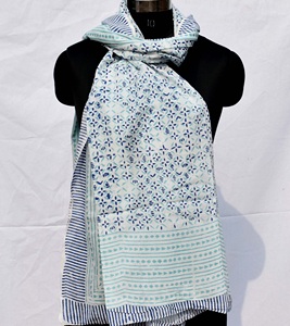 Nuevo Diseño de Sarongs Pareo de Rayón, Pintados a Mano, Hechos Originalmente en Bali por Artesanos Balineses, Traje de Baño para Mujer 202s - Product Image 1