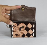 Magnifique mini porte-monnaie en cuir véritable avec motif à carreaux marron et couleur chair, orné de diamants et de fleurs brodées