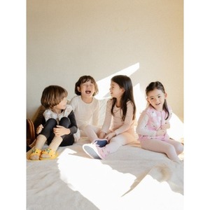 Pijama de Waffle Premium Coreano OZKIZ para Niños, Estampado H01, 2-7 Años, Moda Infantil al por Mayor para Primavera/Otoño - Product Image 1