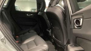 NEATLY USED 2026 XC60 2.0 B5 PLUS PRO - Product Image 2