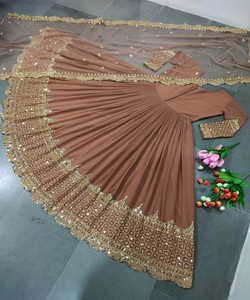 Salwar Kameez en rayonne marron avec dupatta brodé, tenue de mariage indienne traditionnelle pour femme, coupe ample longueur ras du sol - Product Image 6