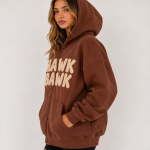 Sudadera con capucha de forro polar de color liso premium para mujer, estilo urbano, cómoda, de invierno, suave al tacto, con estampado personalizado. - Product Image 3