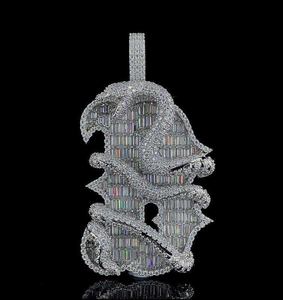 Colgante de Casco de Guerrero Espartano con Moissanita, Joyería Hip Hop Iced Out, Colgante de Lujo - Product Image 1