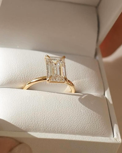 Bague de fiançailles solitaire en or massif 14 carats avec moissanite taille émeraude de luxe, 4 carats, bijoux fins minimalistes, vente en gros - Product Image 3