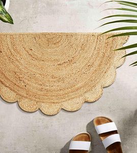 Alfombra Tejida a Mano con Borde Festoneado de Yute, Colección Decorativa Clásica de Calidad para Sala de Estar y Cocina - Natural - Product Image 1