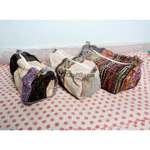 Trousse de Maquillage Grande Taille en Tissu Kantha 100% Coton Pur, Motif à Pompons, Fermeture Éclair, Écologique, Durable, Légère et Douce - Product Image 3