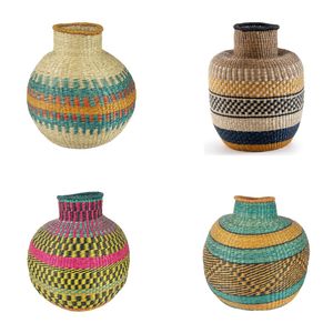Vase en jonc de mer de style Bolga, coloré et fleuri, de la marque Vietrustic, pour la table, les aliments et les plantes. - Product Image 6