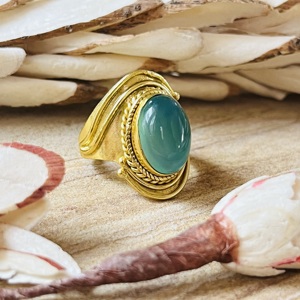Bagues en Onyx Vert Style Luxe Très Demandées, Bagues Bohèmes en Laiton pour Femmes, Plaqué Or 18 carats, Bijoux Cocktail Ondulés Tribaux, Vente en Gros/OEM - Product Image 5