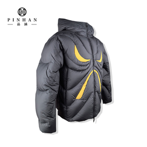 Veste matelassée pour homme - Motif personnalisé de designer, rembourrage en duvet de canard, manteau d'hiver chaud de haute qualité - Product Image 3