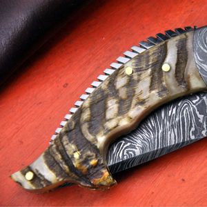 Navaja Plegable de Acero de Damasco con Hoja de Punta Caída, Mango de Cuerno y Perilla de Pulgar, Navaja de Bolsillo - Product Image 5