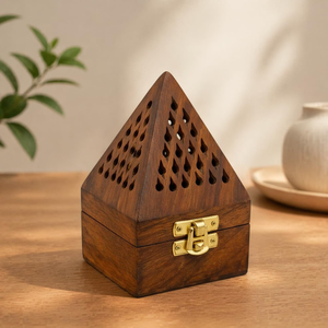 Caja de madera para incienso en forma de pirámide con orificios de ventilación, soporte para varillas de incienso, quemador de madera para templo, sala de oración, decoración del hogar - Product Image 1