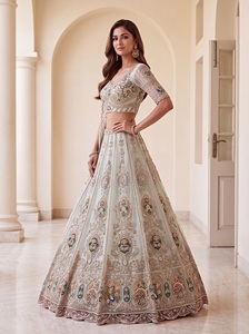 Lehenga Choli de Fiesta Bordado de Primera Calidad con Dupatta Estampada para Novia, Lehenga Choli Pakistaní - Product Image 3