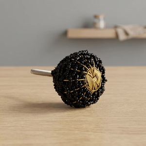 Poignée de meuble ronde moderne en laiton noir perlé, corne et bois, pour tiroirs de maison, bureau, chambre – Conception durable - Product Image 1