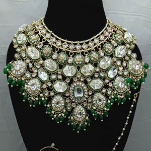 ชุดเครื่องประดับเจ้าสาวแบบอีธนิค คันดัน มุก โรยไวท์ อัลลอยด์ ชุบทองหนา พรีเมียม งานแฮนด์เมด สำหรับงานหมั้น งานแต่งงาน และงานเลี้ยง NGGC - Product Image 2