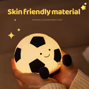 Offre Spéciale LED Mini Soft Football Night Light Fonction tactile blanc chaud pour <span class=keywords><strong>chambre</strong></span> d'enfant-Cadeau d'anniversaire pour garçon - Product Image 2