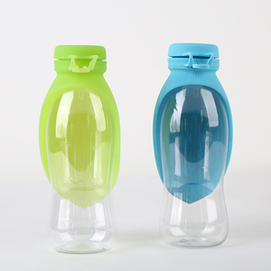 Portable Silicone <b>Leaf</b> Shaped Pet Feeding Bottle for Outdoor Travel and Feeding - Product Image 6