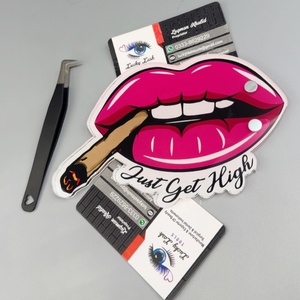 ถาดอะคริลิคสำหรับต่อขนตาแบบพกพา ยี่ห้อ Lucky Lash Tools รูปทรงริมฝีปาก ใช้ซ้ำได้ สำหรับฝึกต่อขนตาและอุปกรณ์เสริมความงาม - Product Image 5