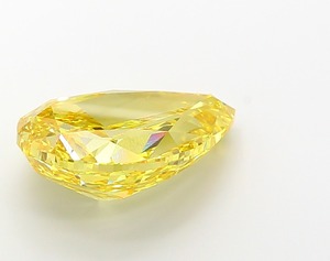Diamant de forme poire modifiée, 10,86 carats, couleur jaune vif fantaisie, clarté VS1, polissage excellent, produit cultivé en laboratoire CVD - Product Image 3