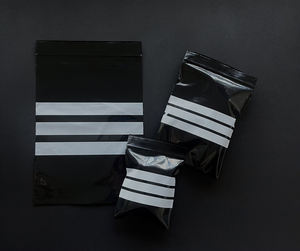 Bolsa de Plástico con Cierre Hermético Impresa Personalizada, Bolsa de Embalaje Transparente de PE Reciclado - Product Image 1