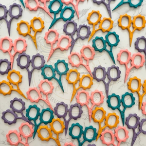 Ciseaux de broderie miniatures professionnels colorés en forme de tournesol, fabriqués en acier inoxydable de haute qualité, pointe aiguisée, précision pour la couture et l'artisanat - Product Image 6