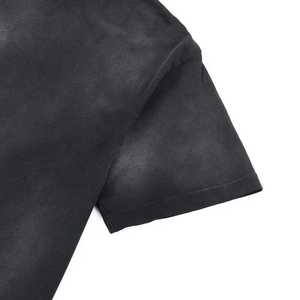 เสื้อยืดแฟชั่นสไตล์วินเทจสีดำขาวแบบย้อมสีเอซิดคุณภาพสูงสำหรับผู้ชายทรงโอเวอร์ไซส์ - Product Image 5