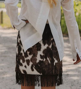 Jupes en cuir de vachette personnalisables de haute qualité, design tendance, vêtements formels respirants et écologiques - Product Image 4