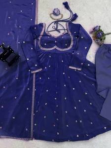 Robe Anarkali bleue brodée avec dupatta, robe de mariage ethnique pour femmes, vêtements d'Inde et du Pakistan - Product Image 2