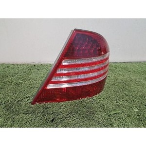 ไฟท้ายมือสองรุ่น S-class ด้านขวา - Product Image 1