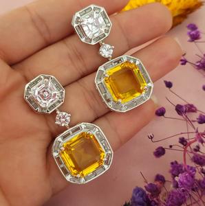 ต่างหูเงินชุบคุณภาพพรีเมียมประดับเพชรซีกอนสวยงามสำหรับผู้หญิงและเด็กผู้หญิง เหมาะสำหรับงานกลางคืน งานปาร์ตี้ และแฟชั่น - Product Image 5